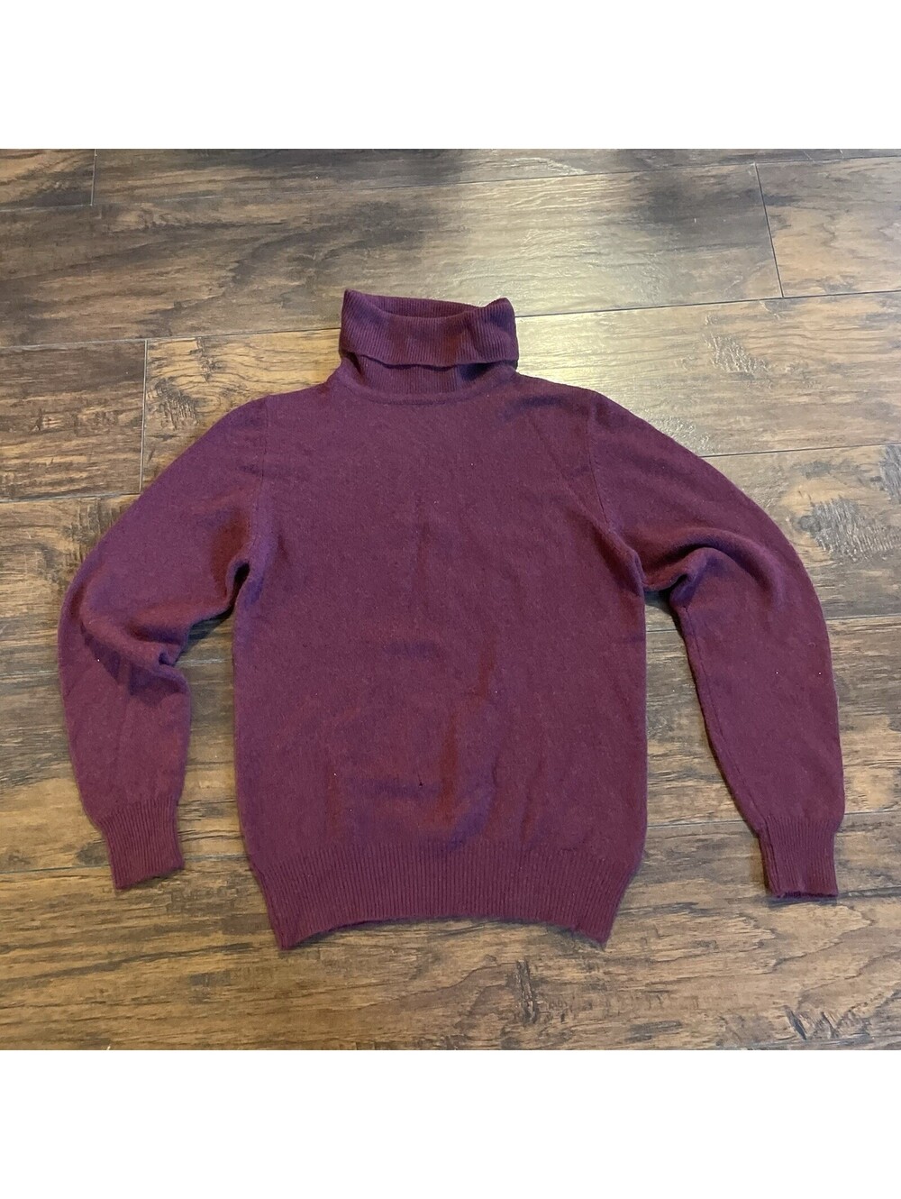I•magnin 100% Cashmere Deep Burgundy Turtleneck Sweater Women Size Medium